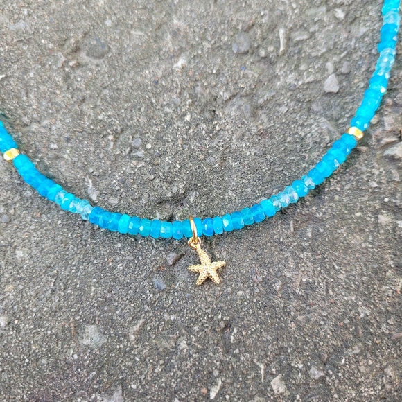 🧜🏻‍♀️ Opal & Apatite Starfish Beaded Necklace 🫧 NWOT - Picture 8 of 9